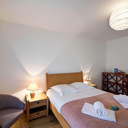 Apartmán Le Camelia Proche Aeroport Tours Exteriér fotografie
